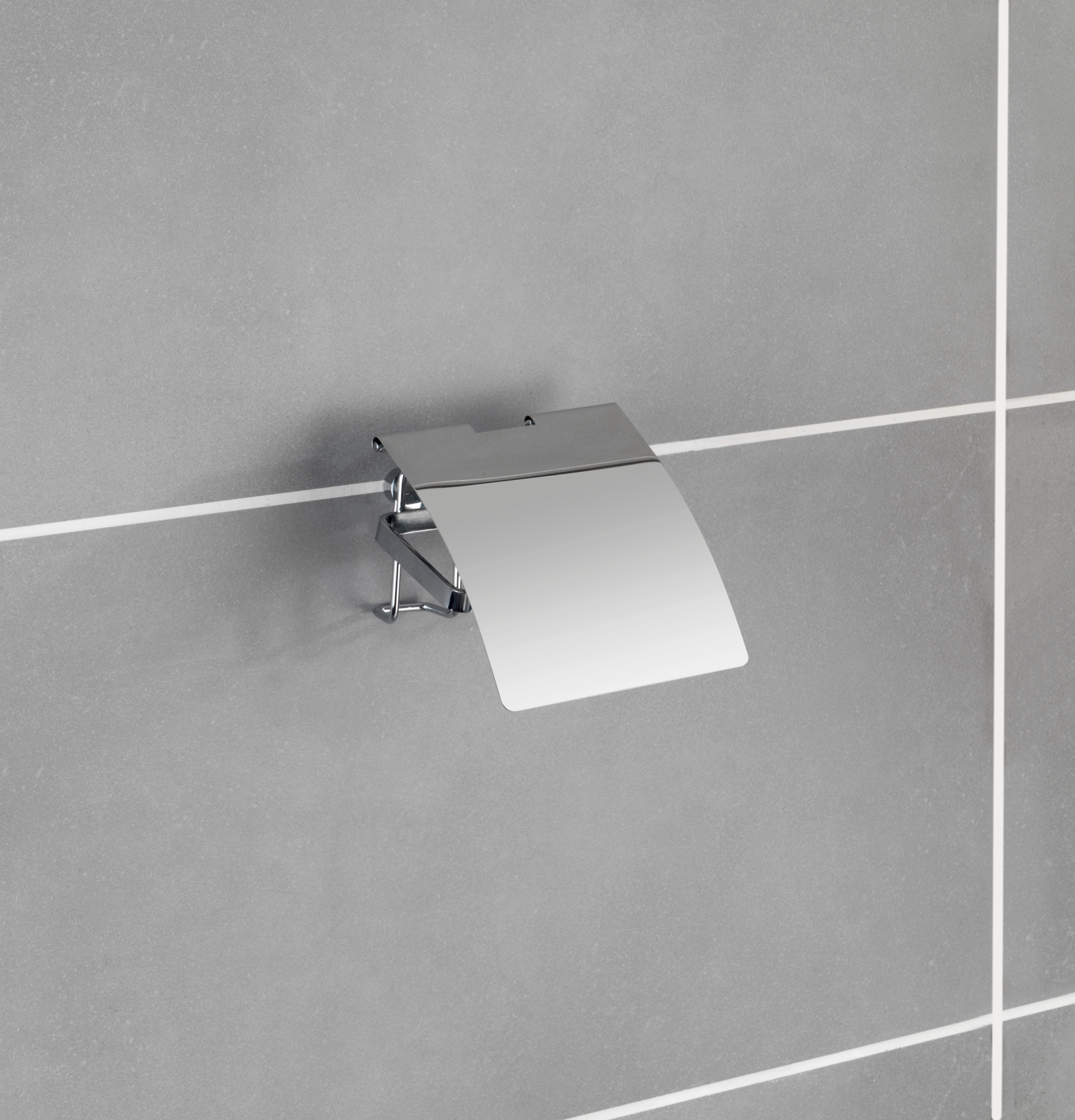Wenko Toilettenpapierhalter Premium 12,5 x 9 x 13 cm, mit Deckel, silber glänzend